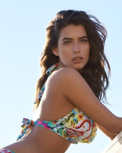 Pain De Sucre: Bikini Pam 02