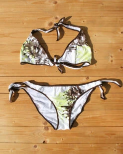 Blue Lobster: Noronha Bikini